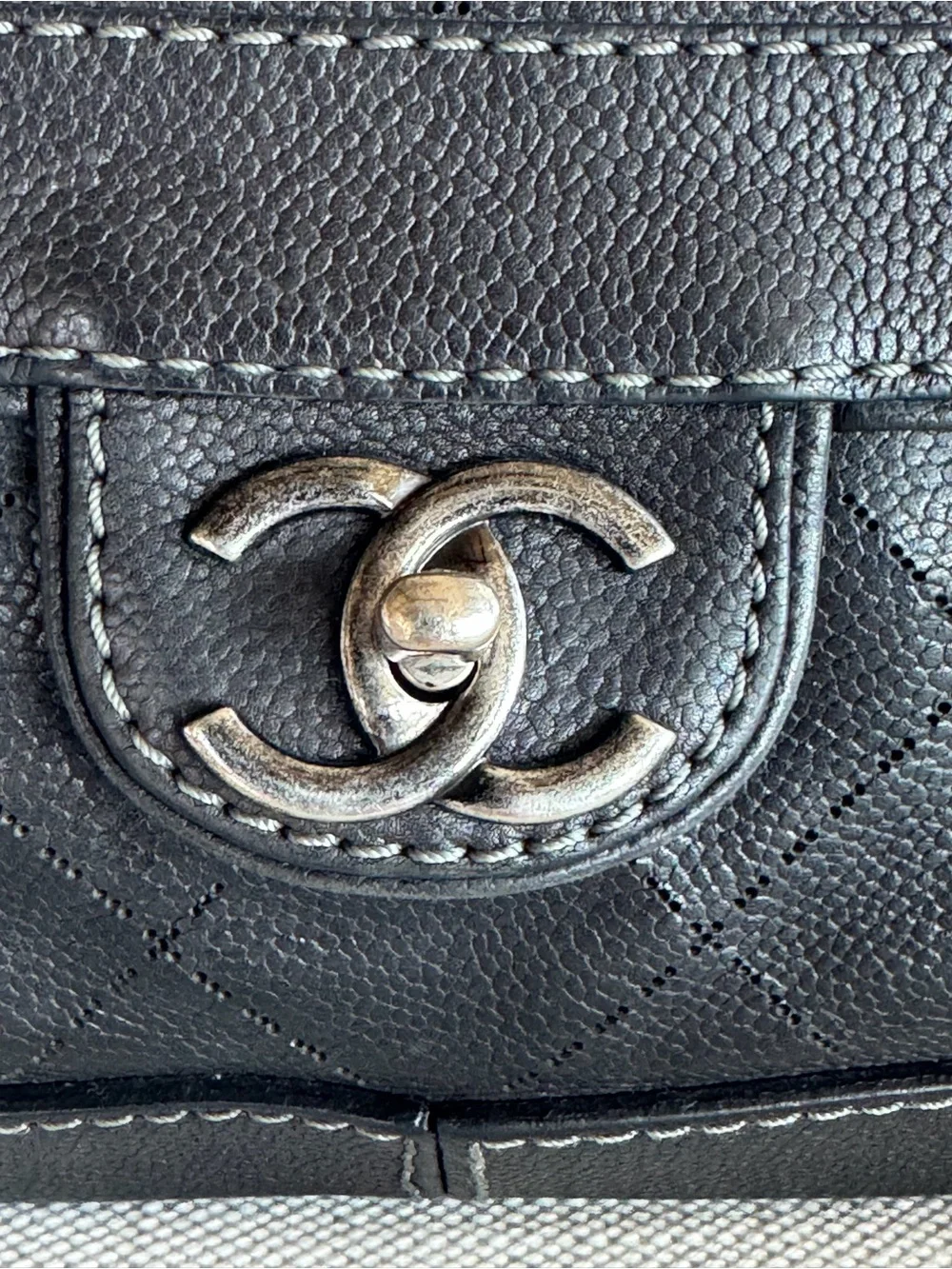 CHANEL Vintage Jumbo Single Flap Turnlock Black Caviar 2-Way Bag + COA